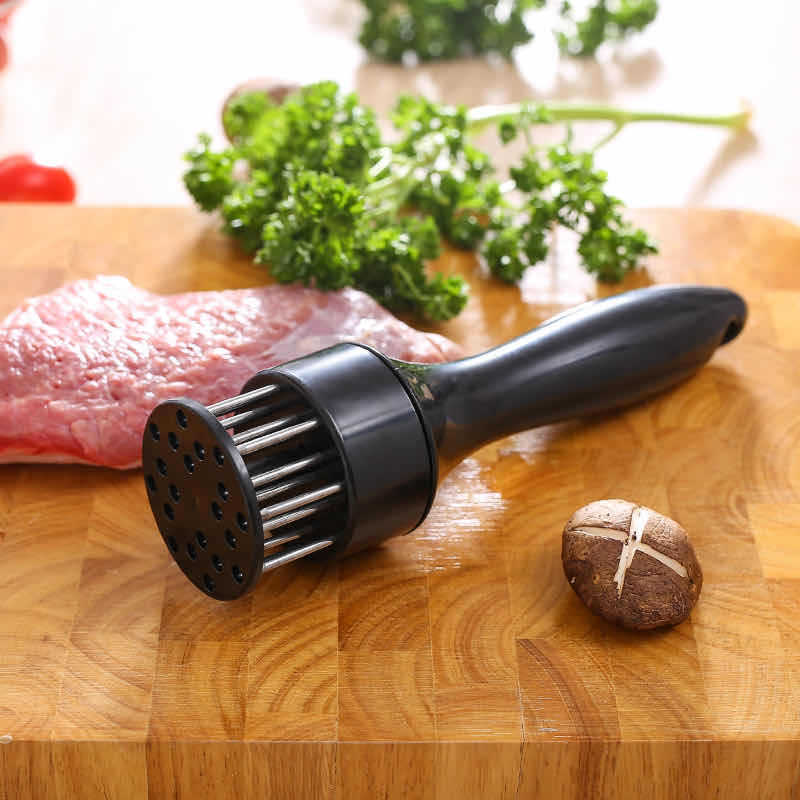 Aparat manual pentru fragezire carne cu lame din inox, tenderizer pentru vită, porc, pui și vânat